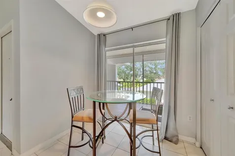 6904 Drewrys Bluff Bradenton FL 34203