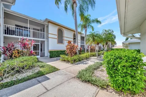 6904 Drewrys Bluff Bradenton FL 34203