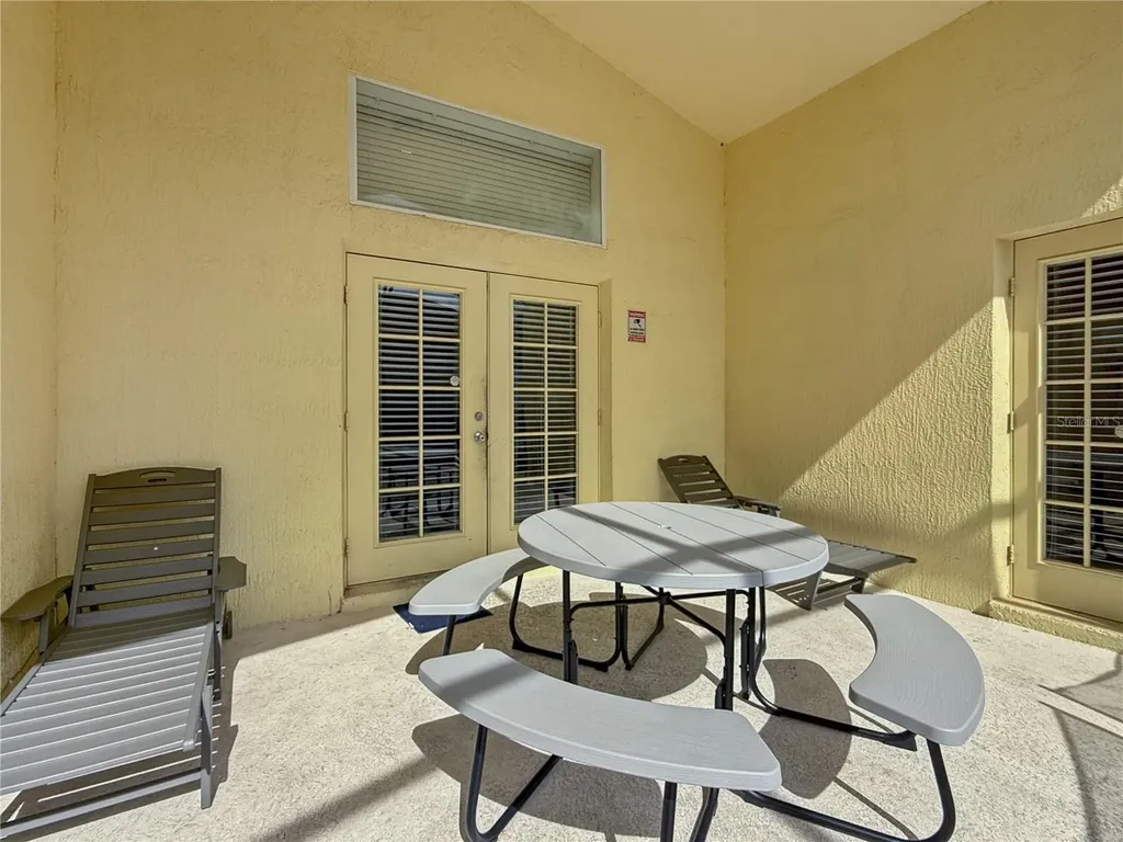 2512 Oneida Loop Kissimmee FL 34747