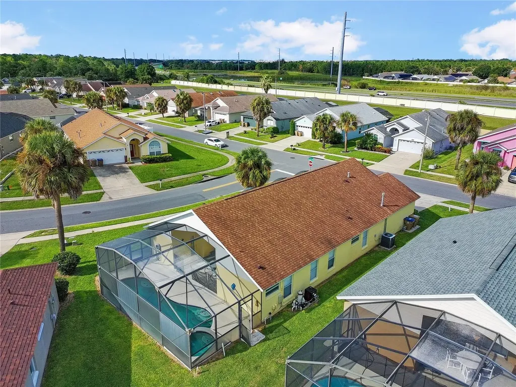 2512 Oneida Loop Kissimmee FL 34747