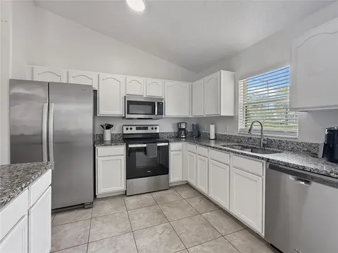 2512 Oneida Loop Kissimmee FL 34747