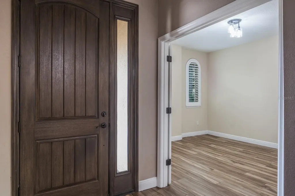 165 Mobbly Bay Drive Oldsmar FL 34677