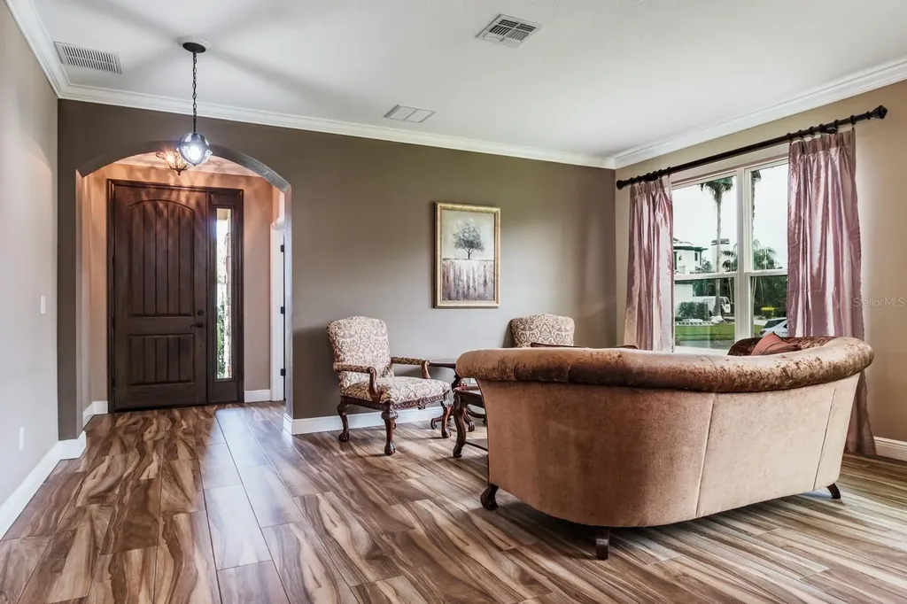 165 Mobbly Bay Drive Oldsmar FL 34677