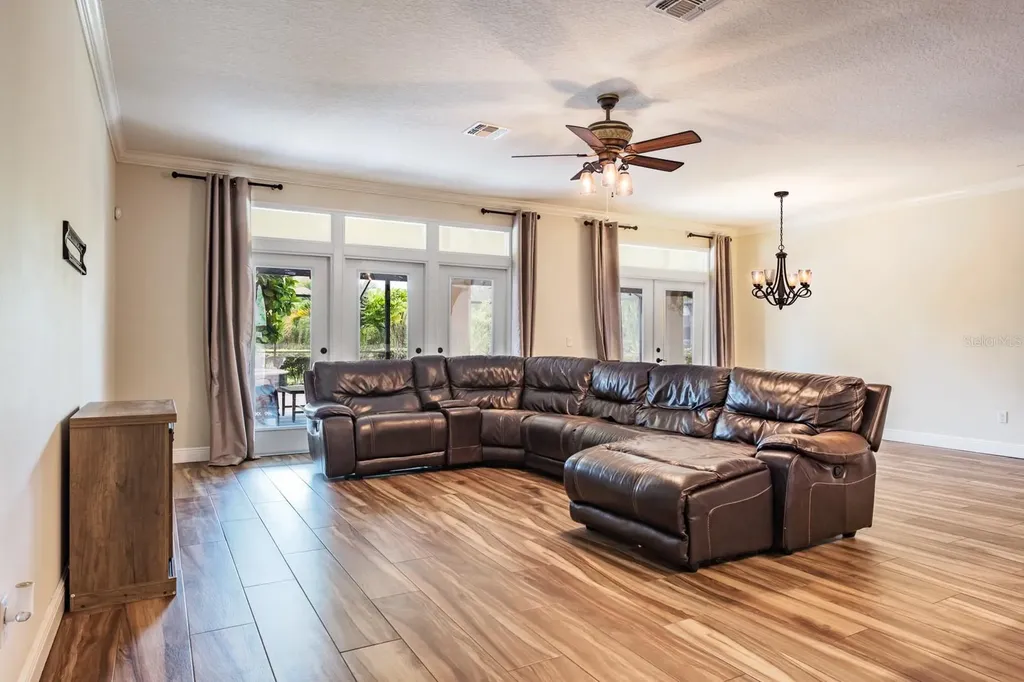 165 Mobbly Bay Drive Oldsmar FL 34677