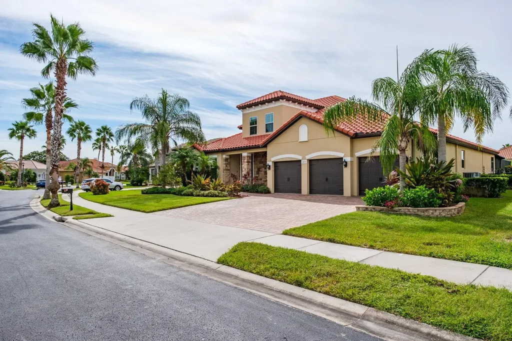 165 Mobbly Bay Drive Oldsmar FL 34677