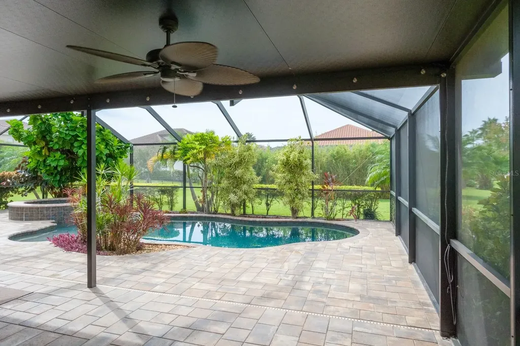 165 Mobbly Bay Drive Oldsmar FL 34677