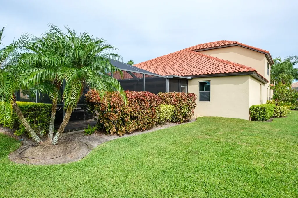 165 Mobbly Bay Drive Oldsmar FL 34677