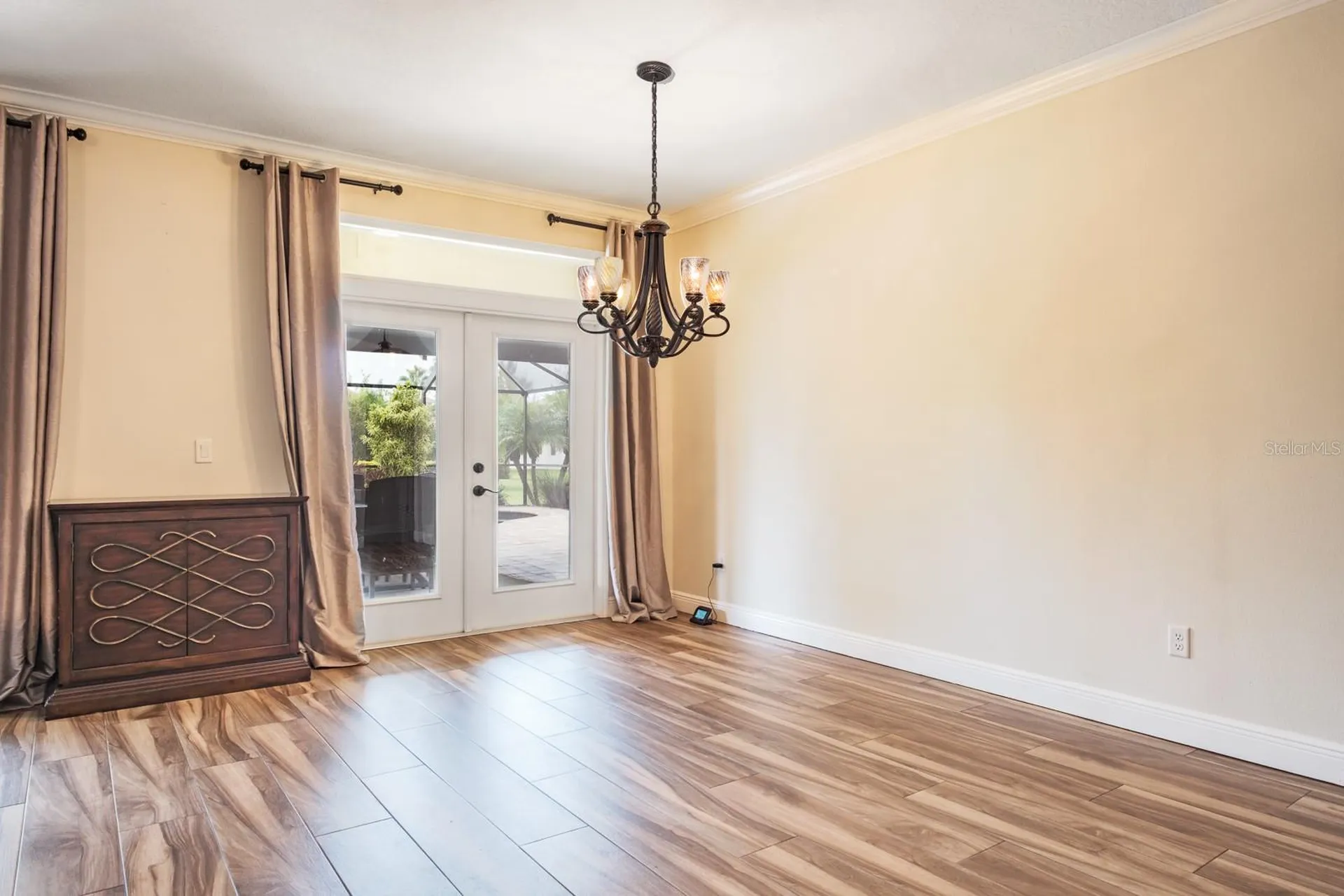 165 Mobbly Bay Drive Oldsmar FL 34677