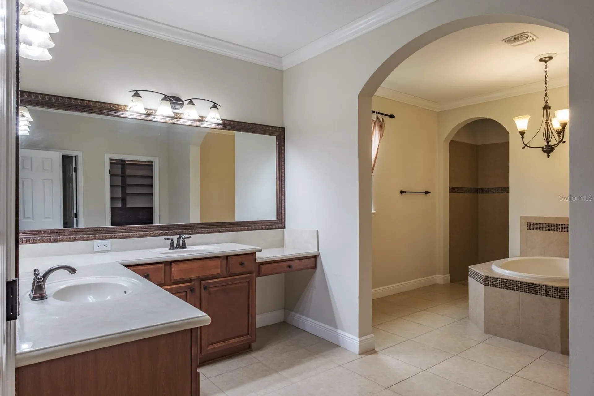 165 Mobbly Bay Drive Oldsmar FL 34677