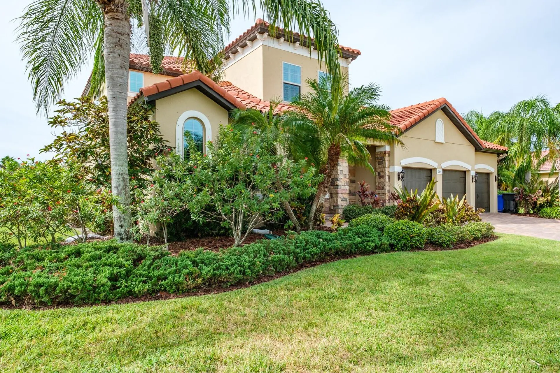 165 Mobbly Bay Drive Oldsmar FL 34677