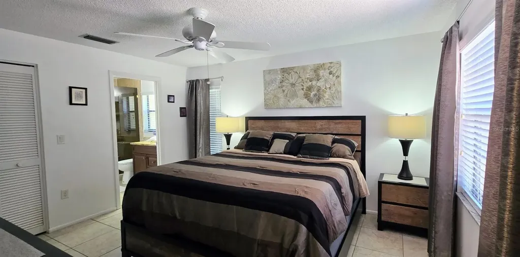 3803 Easton Street Sarasota FL 34238