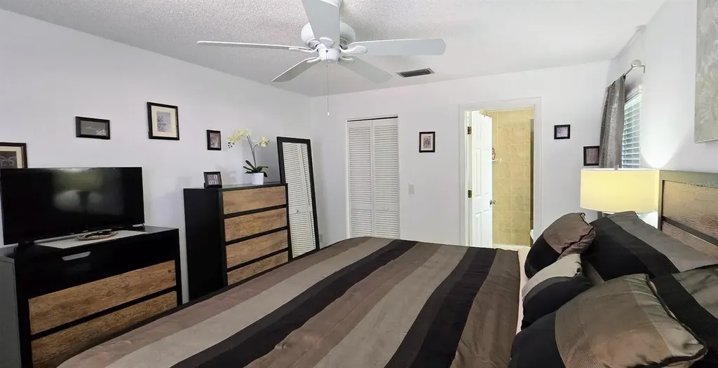3803 Easton Street Sarasota FL 34238