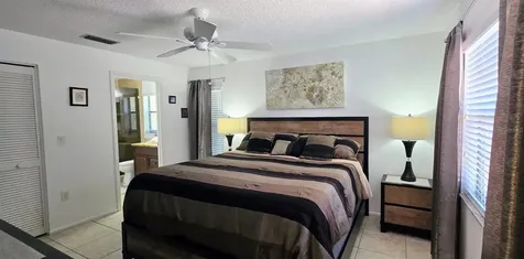 3803 Easton Street Sarasota FL 34238