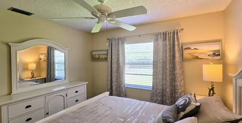 3803 Easton Street Sarasota FL 34238