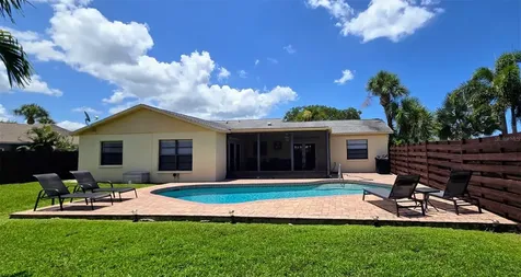 3803 Easton Street Sarasota FL 34238