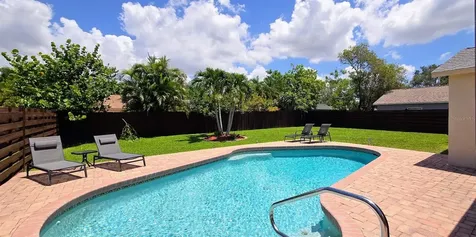 3803 Easton Street Sarasota FL 34238