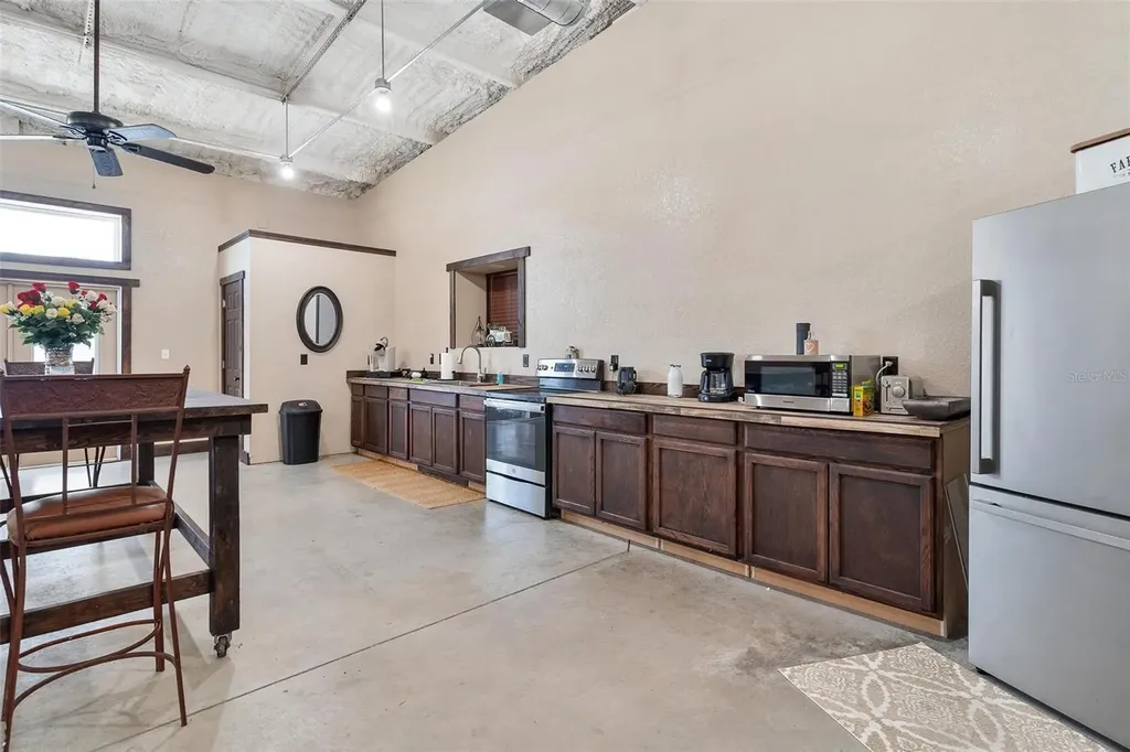 7086 Number Two Road Howey In The Hills FL 34737