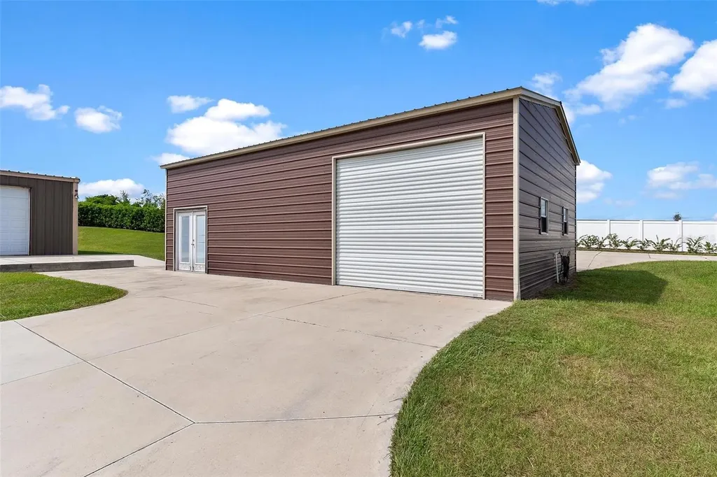 7086 Number Two Road Howey In The Hills FL 34737