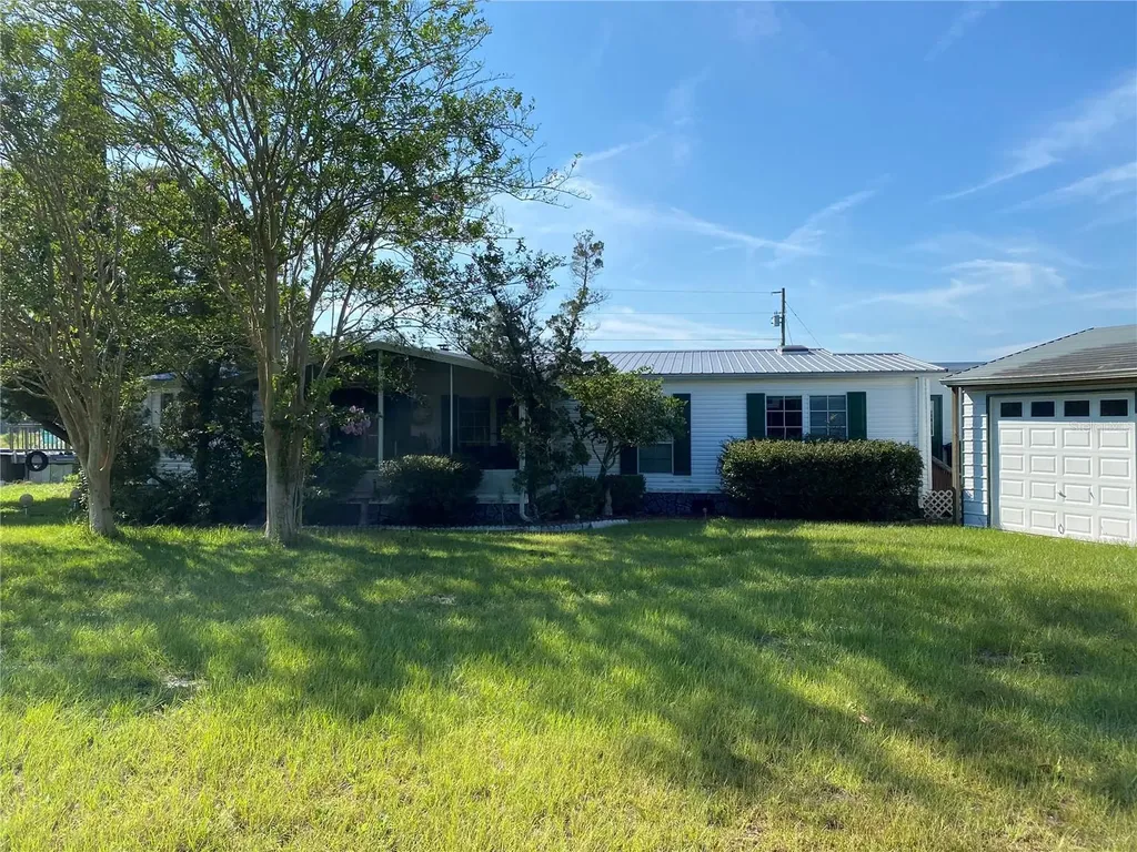 5559 SW 42nd Place Bell FL 32619