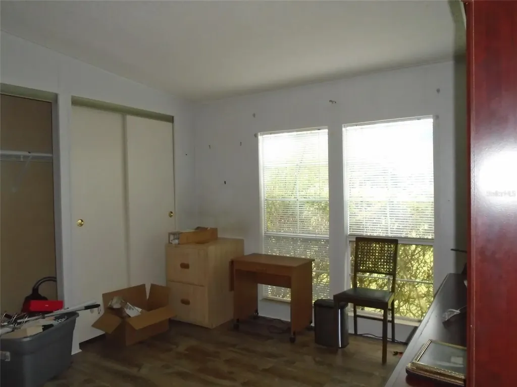 5559 SW 42nd Place Bell FL 32619