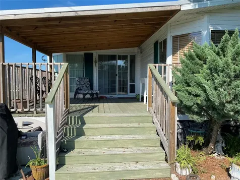 5559 SW 42nd Place Bell FL 32619