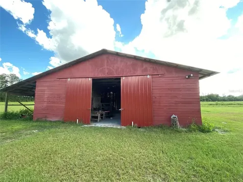 5559 SW 42nd Place Bell FL 32619