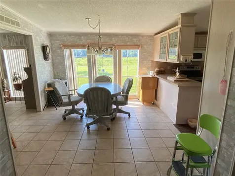 5559 SW 42nd Place Bell FL 32619