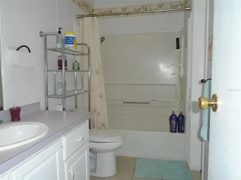 5559 SW 42nd Place Bell FL 32619