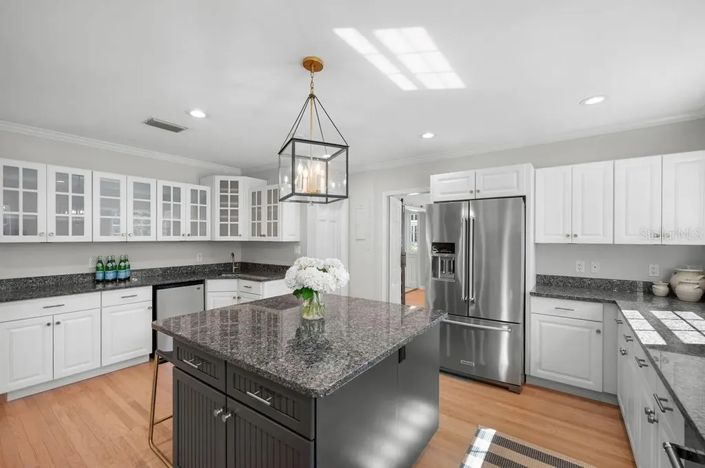 1585 South Drive Sarasota FL 34239
