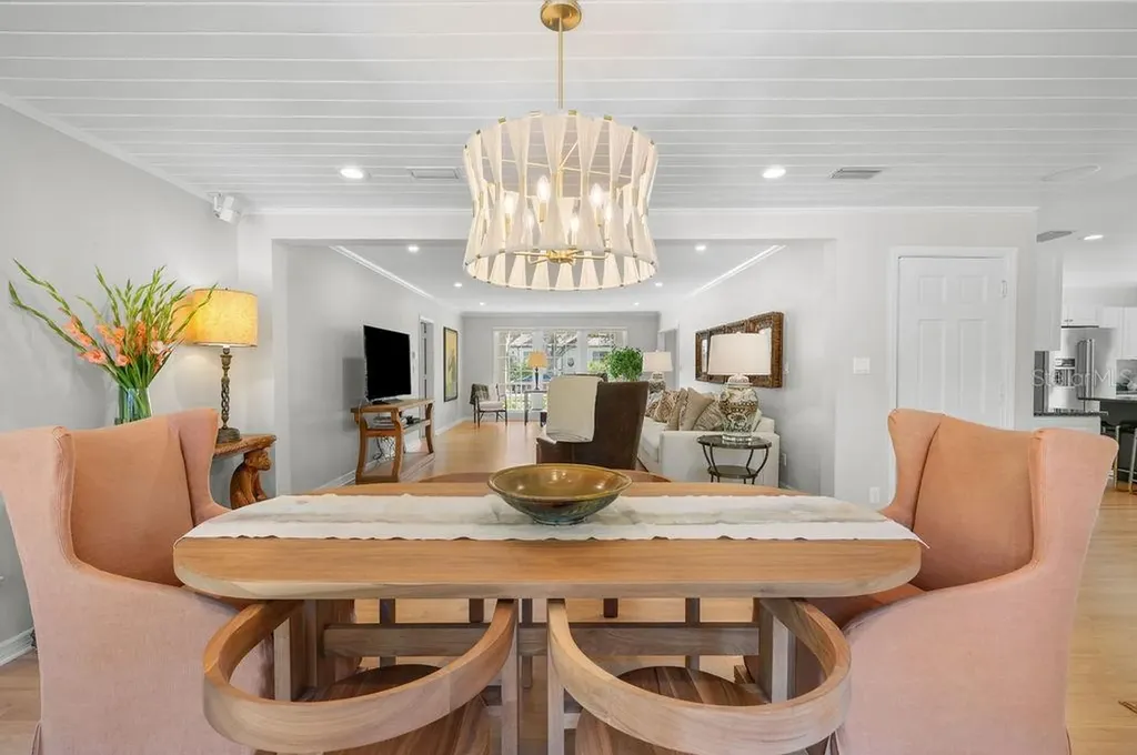 1585 South Drive Sarasota FL 34239