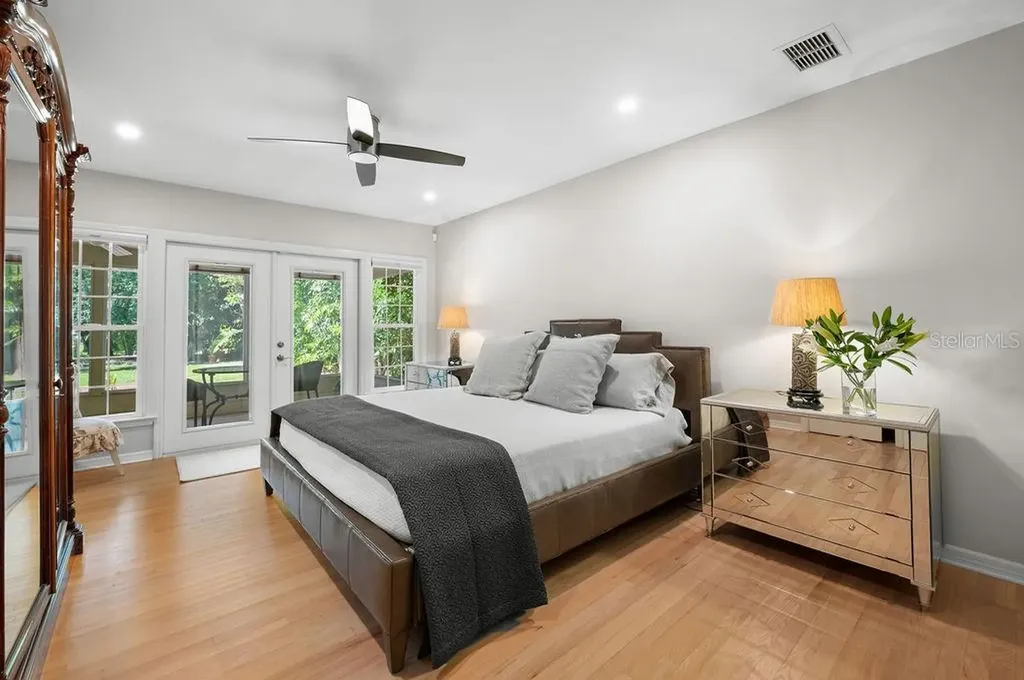 1585 South Drive Sarasota FL 34239