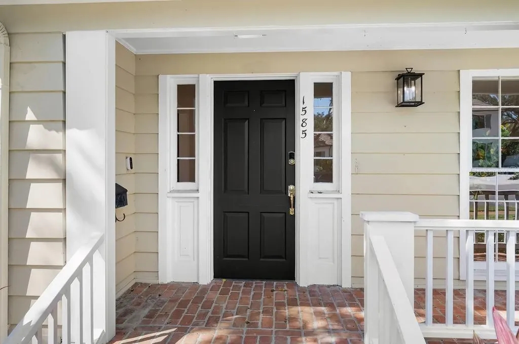 1585 South Drive Sarasota FL 34239