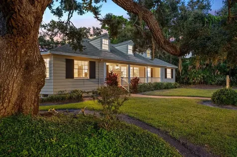 1585 South Drive Sarasota FL 34239