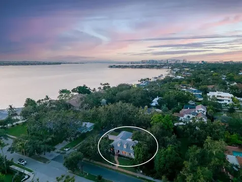 1585 South Drive Sarasota FL 34239