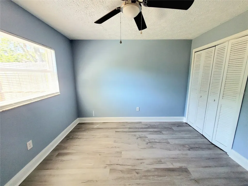 5838 Sun Glo Avenue Port Richey FL 34668