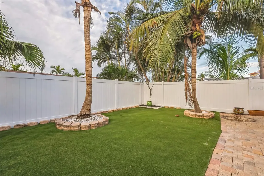 747 Pruitt Drive Madeira Beach FL 33708