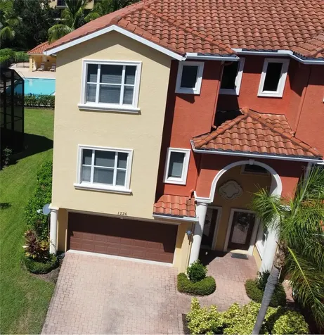 1226 3rd Street Circle E Palmetto FL 34221