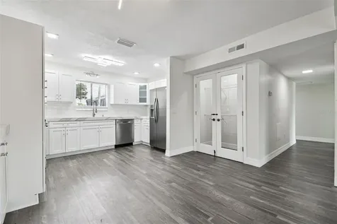 4036 Cortez Drive Tampa FL 33614