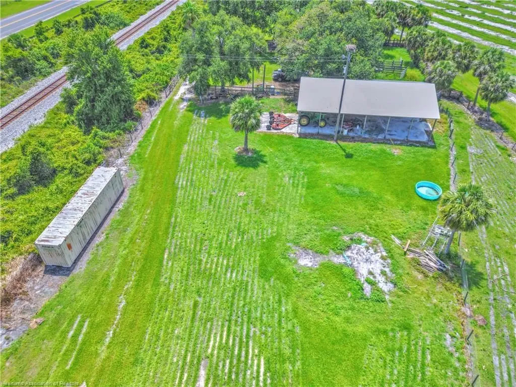 8495 County Road 621 Lorida FL 33857