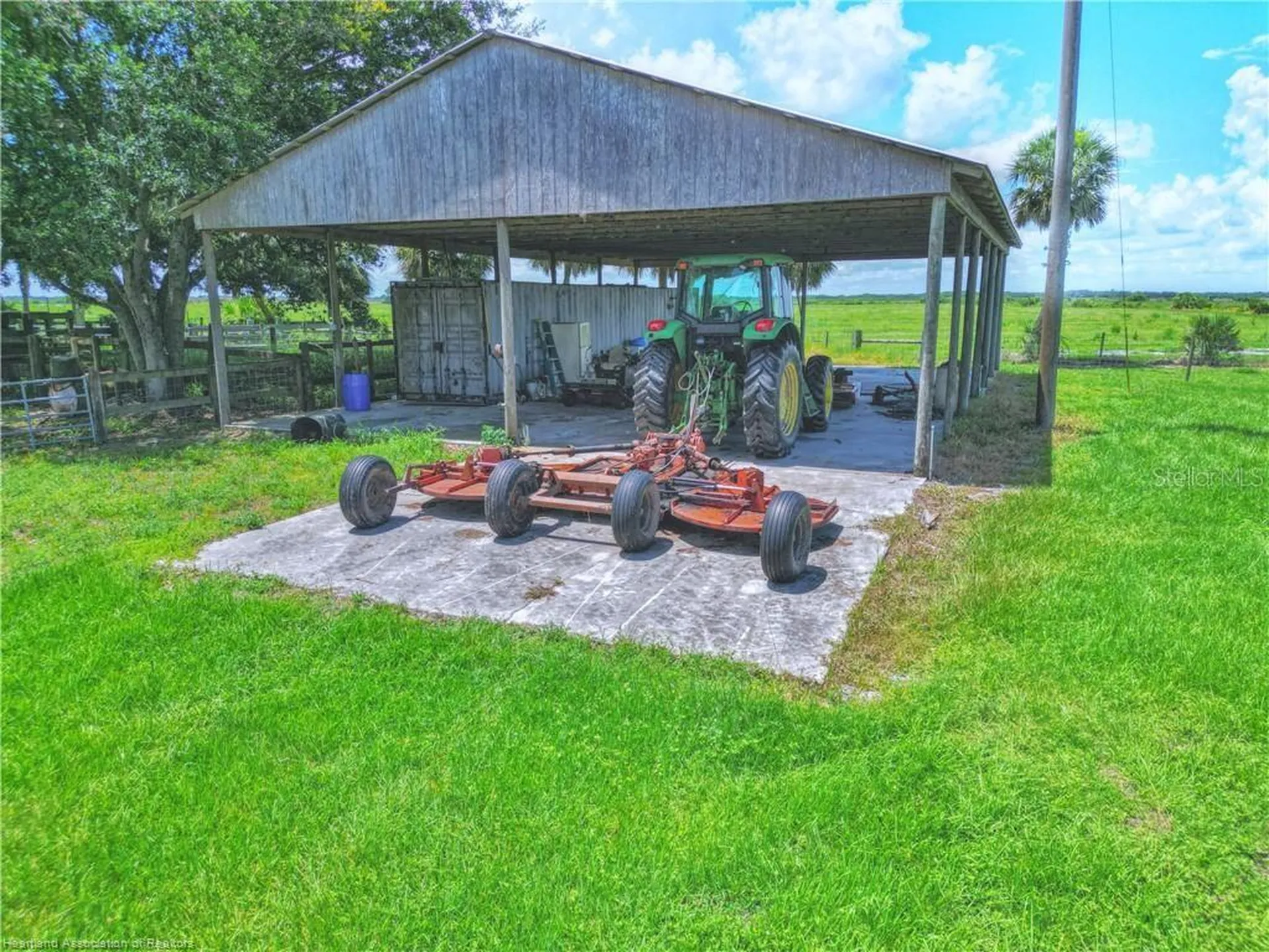 8495 County Road 621 Lorida FL 33857