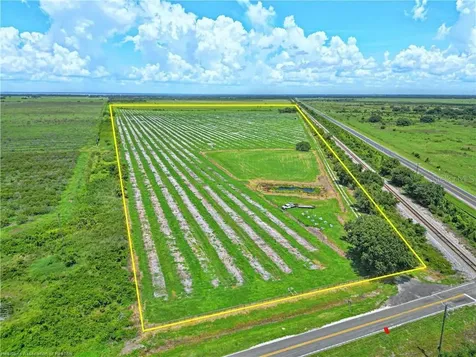 8495 County Road 621 Lorida FL 33857