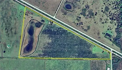 8495 County Road 621 Lorida FL 33857
