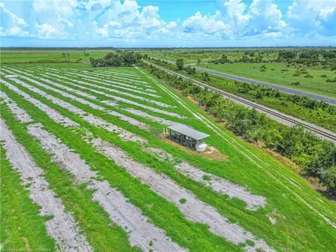 8495 County Road 621 Lorida FL 33857