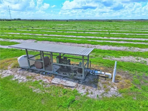 8495 County Road 621 Lorida FL 33857