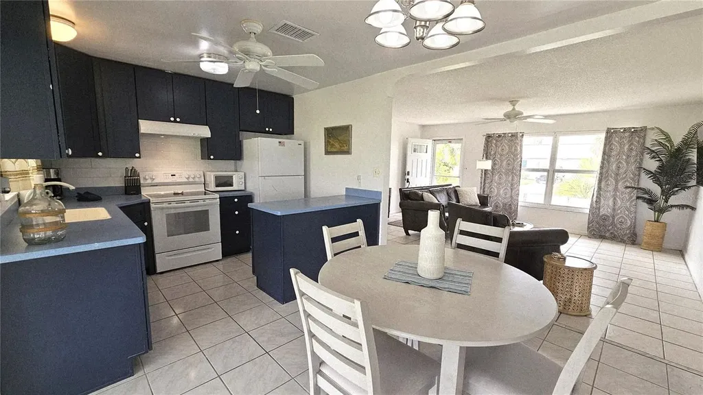 13398 Ballon Avenue Port Charlotte FL 33981