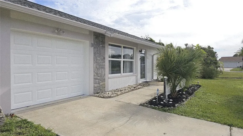 13398 Ballon Avenue Port Charlotte FL 33981