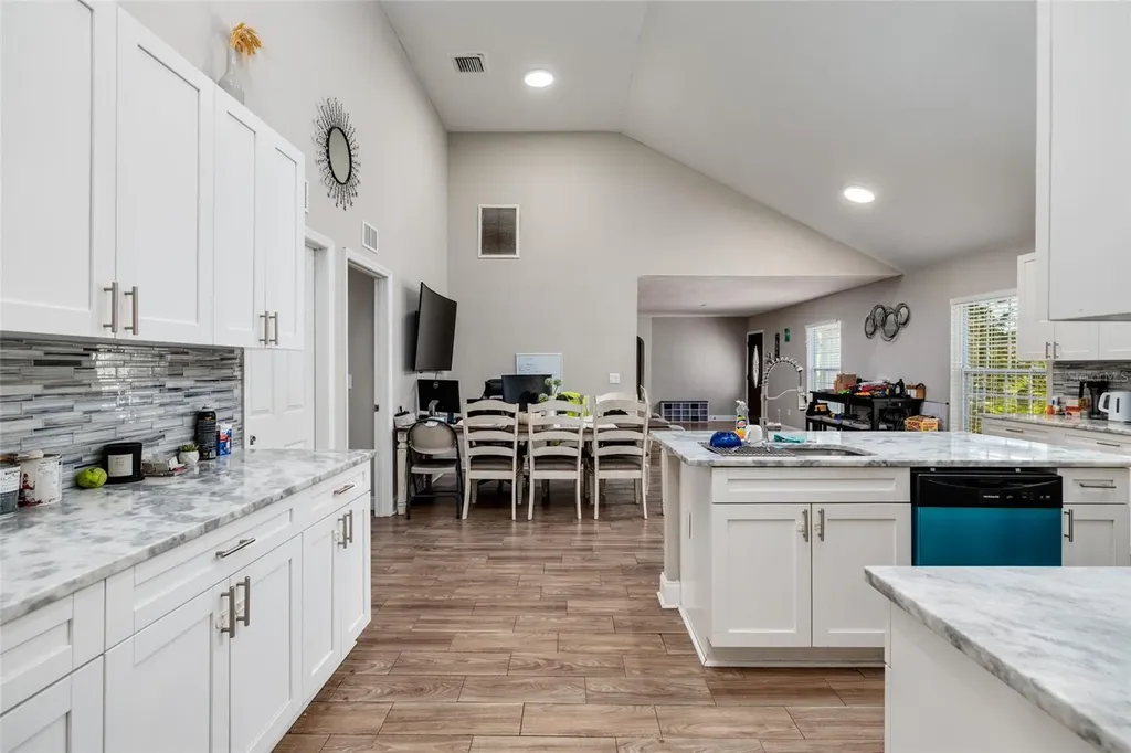 4320 8th Avenue N St Petersburg FL 33713