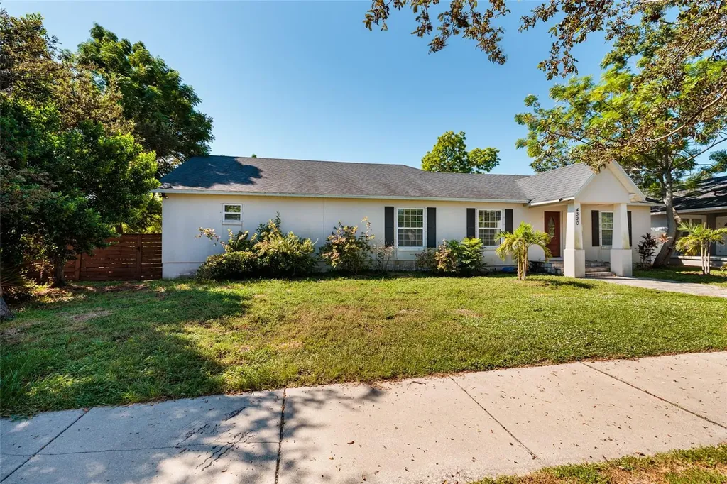 4320 8th Avenue N St Petersburg FL 33713