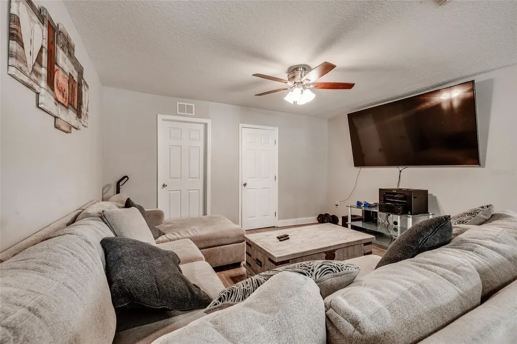 4320 8th Avenue N St Petersburg FL 33713