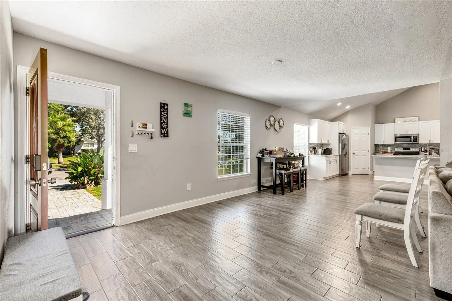 4320 8th Avenue N St Petersburg FL 33713
